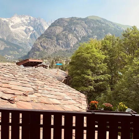 Mansardacourmayeur Courmayeur